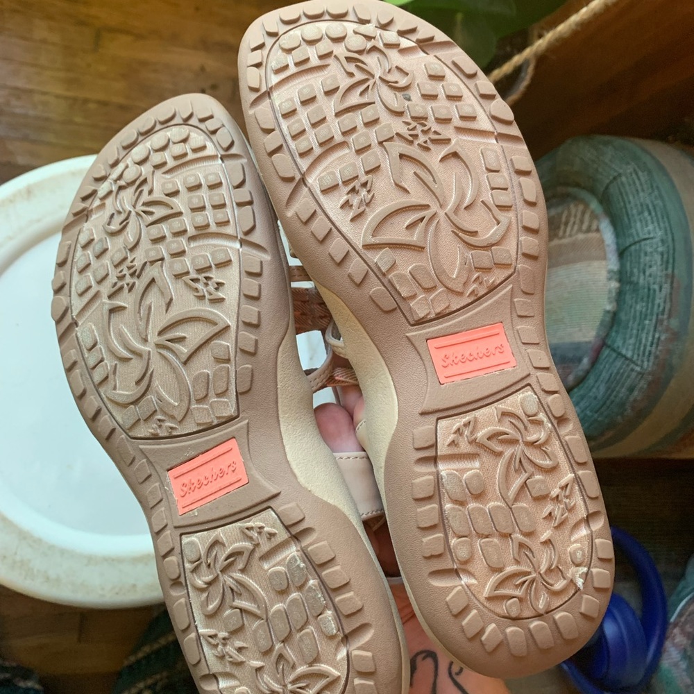 Sketchers Memory Foam Sandals - image 3